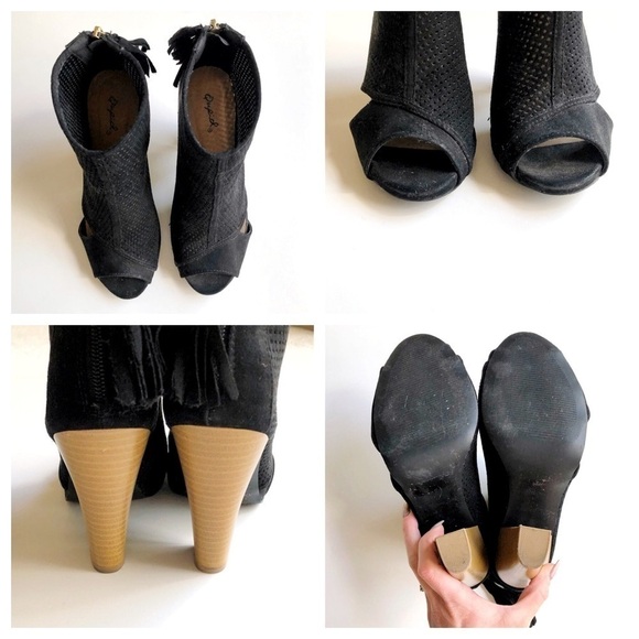 Qupid Peep Toe Cut Out Ankle Booties - Picture 6 of 10